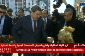 أجواء الإحتفالات بتوزيع سكنات مكتتبي عدل 1 “سيدي عبد الله”