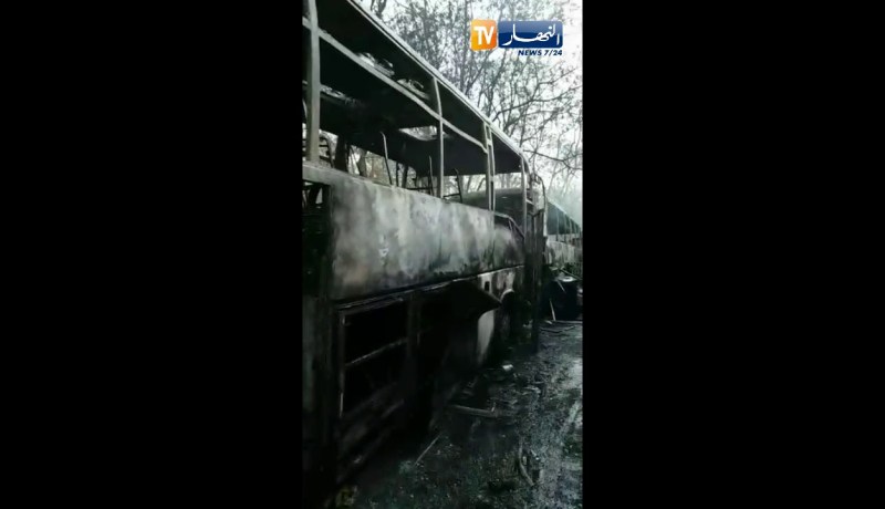 إحتراق خمس حافلات لنقل المسافرين بتمنراست