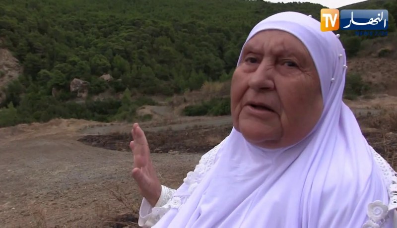 الشلف: السيدة بوعزة .. مجاهدة تزور مسقط رأسها بعد غيابها عنه لأزيد من 50 سنة