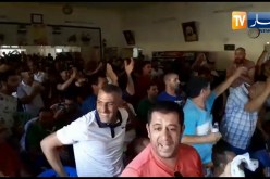 شاهد ..ردة فعل أنصار الخضر بسكيكدة لحظة تسجيل الهدف !!