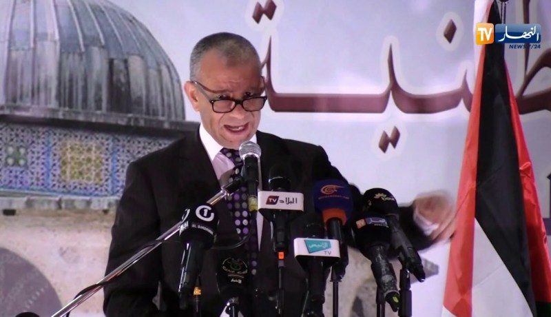 بن قرينة: “ندعو الدول العربية وحتى الغربية لرفض صفقة القرن”