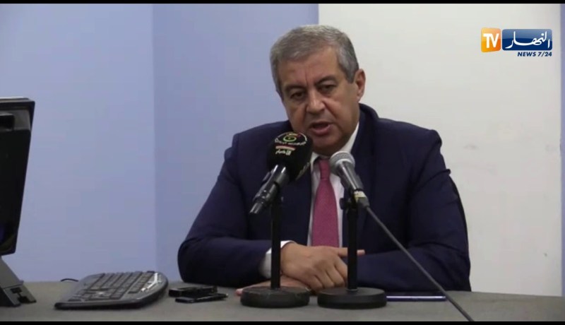 وزير الاتصال يؤكد الدور الهام لكافة وسائل الإعلام في مرافقة مختلف النشاطات المتعلقة بالإنتخابات