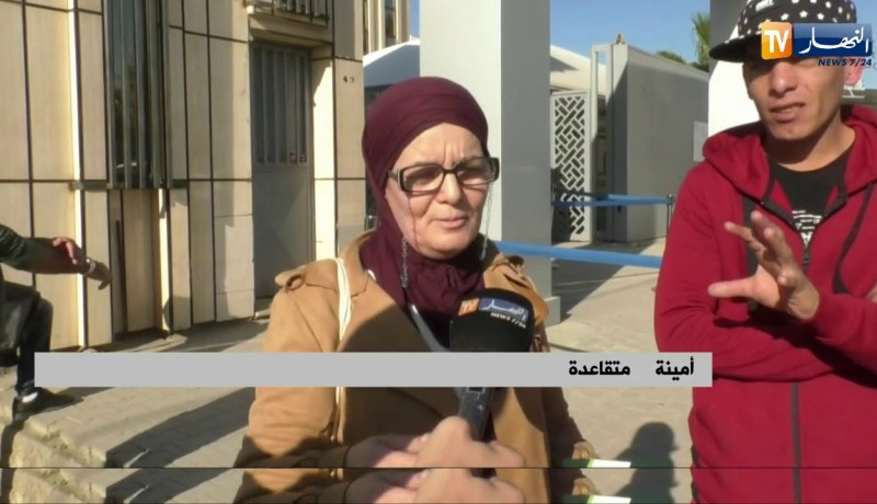 تأشيرة: جزائريون يشتكون “الرفض المتواصل” لطلبات التأشيرة الفرنسية