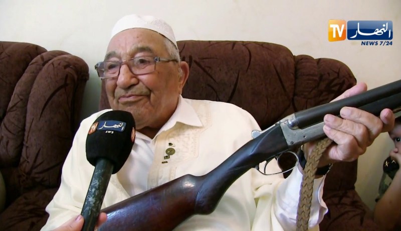 ذكرى: هكذا يحتفي المجاهد “المهري” بذكرى الفاتح نوفمبر مع أهله وأقرانه