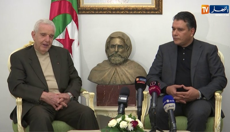 العاصمة: ندوة صحفية لمنسق الهيئة المسيرة لحزب جبهة التحرير الوطني