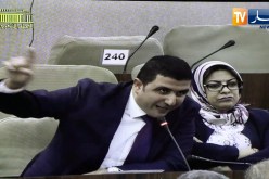 برلماني : “الناس ولّاو يخافوا يدخّلوا دراهمهم للجزائر والسوق السوداء نتوما خلّيتوها “