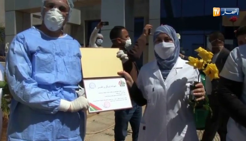 عين تموشنت/ تكريم الطاقم الطبي المكلف بعلاج المصابين بكورونا بمستشفى العامرية