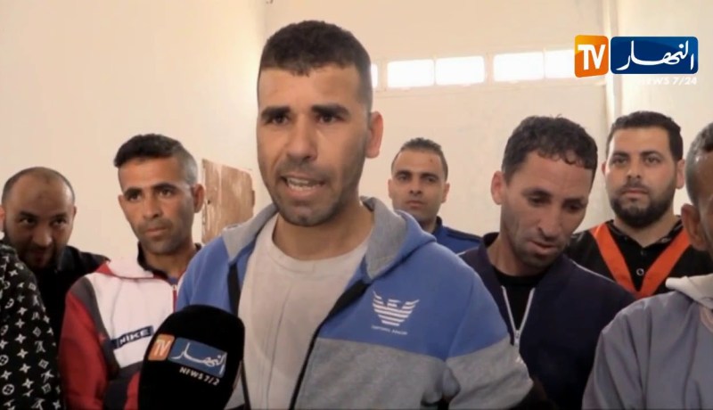 غليزان: مساعدات غذائية وتوفير كسوة العيد لفائدة العائلات المعوزة بمبادرة جمعيات