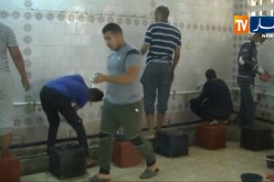 بشار: شباب يقومون بحملة تنظيف لمساجد الولاية