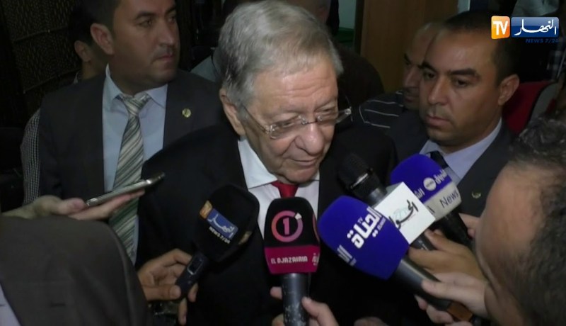 ولد عباس: الحمدلله عندنا الجمارك والشرطة و الجيش و المواطنين كذلك