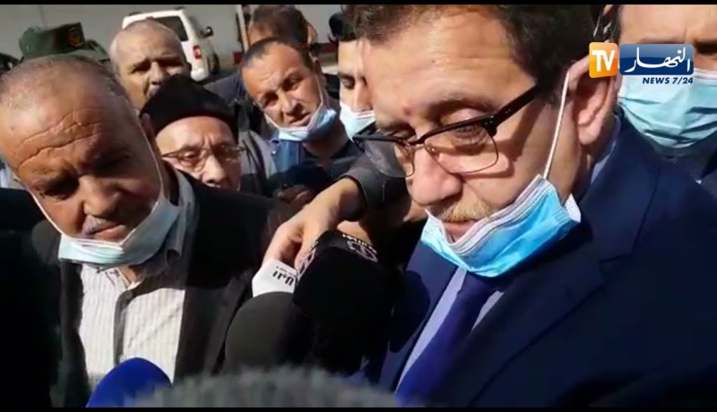 وزير الفلاحة: يجب التكفل بانشغالات الفلاحين للقضاء على البيروقراطية