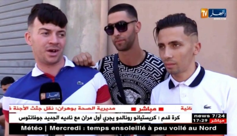 صاحب الكعب الذهبي . . خليفة “ماجر” تقسم الشارع الرياضي الجزائري !!