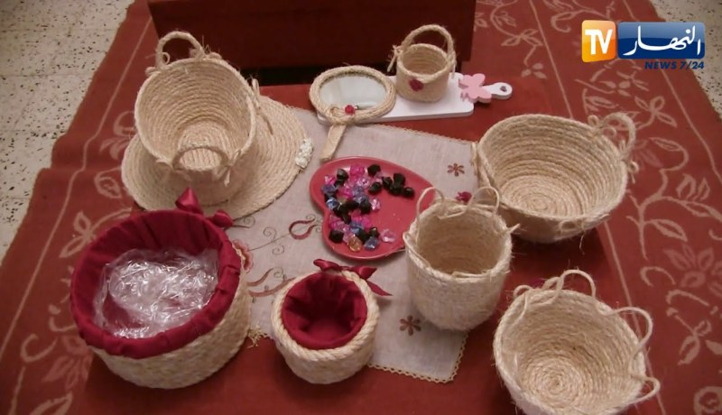 الطارف: شقيقتان من القالة تصنعان التميز بالتفنن في صناعة القفف