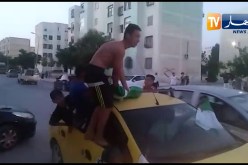 أم البواقي: الجزائريون يحتفلون بتأهل الخضر إلى المربع الذهبي