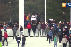 أنصار مولودية الجزائر يغادرون مدرجات 5 جويلية إحتجاجا على إدارة الفريق