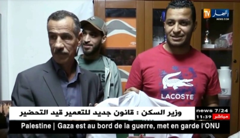 حارس سريع غليزان مصطفى زايدي يمدد عقده مع الفريق