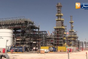 النهارتدخل حصرياغرفة عمليات اللجنة المكلفة بإعداد النصوص التطبيقية لقانون المحروقات هكذا يتم إعدادها