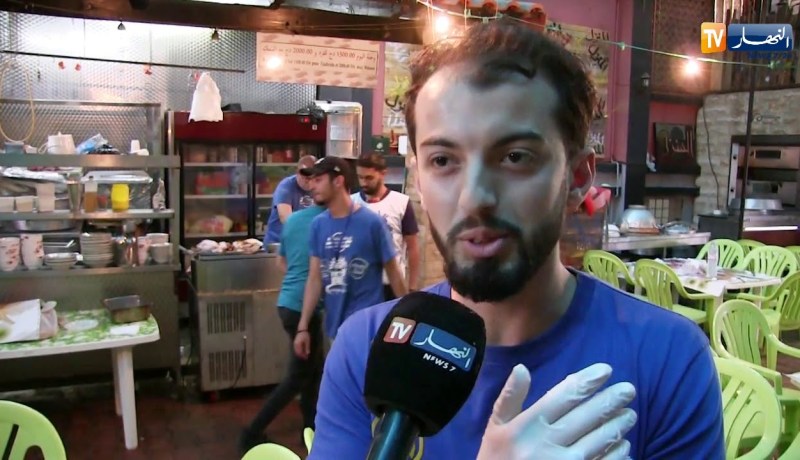 الشلف: شباب يفضل التطوع لخدمة الصائمين خلال الشهر الفضيل