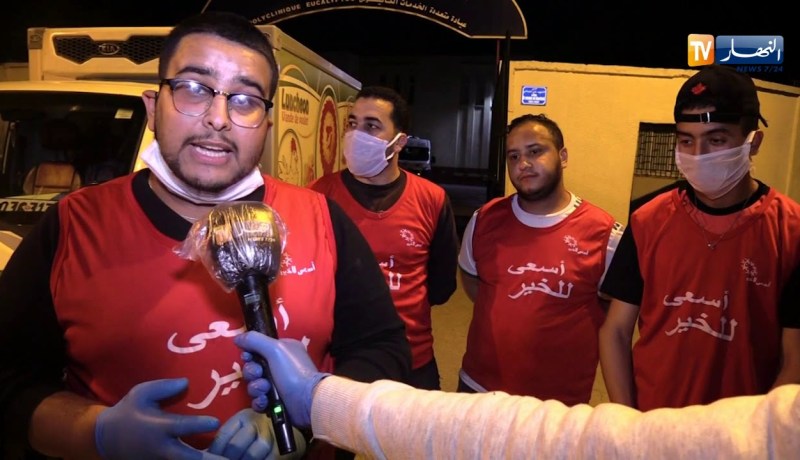 مجموعة أسعى للخير..تقدم وجبات ساخنة للأطباء في المستشفيات