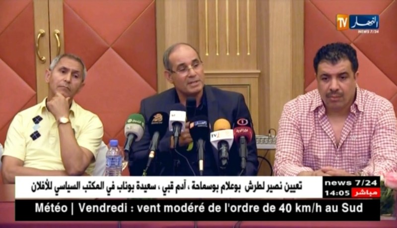 مولودية وهران/ بادو الزاكي.. إنتداب اللاعبين لا يتم إلا بموافقتي !