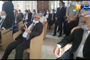 وزير السياحة يتفقد تأخر الأشغال لإعادة الإعتبار لفندق “الزيبان” ببسكرة