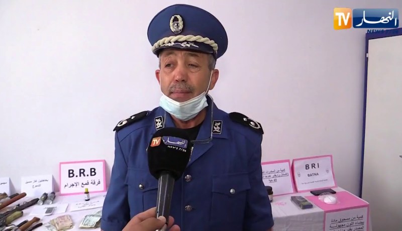 باتنة: حجز 18 جهاز بلوتوث حساس وتفكيك عدة عصابات إجرامية