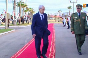 لحظة وصول رئيس الدولة “عبد القادر بن صالح” لتسليم المهام للرئيس المنتخب “عبد المجيد تبون”