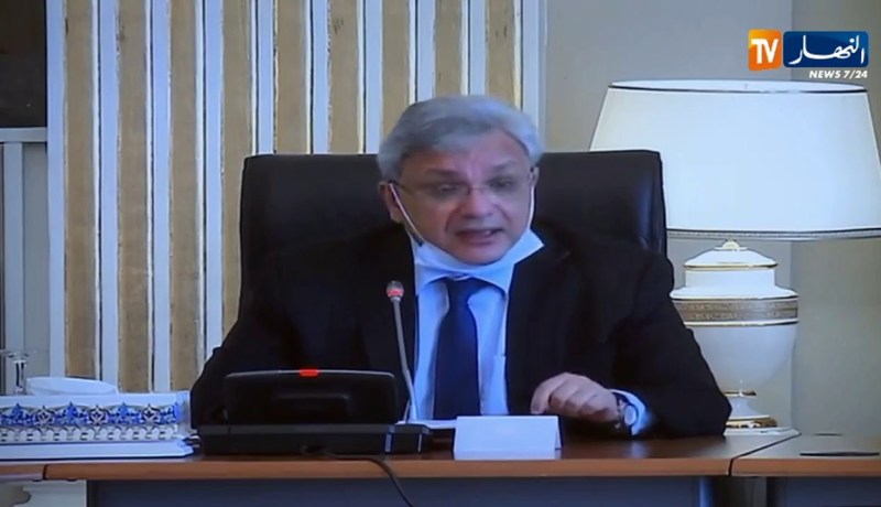 باحمد: “25 مليون كمامة إستلمتها الصيدلانية المركزية للمستشفيات و700 ألف قناع”