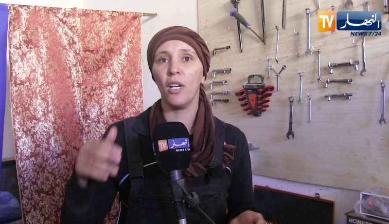 النعامة: كريمة.. مختصة في تصليح أجهزة ومضخات حقن ديازال السيارات