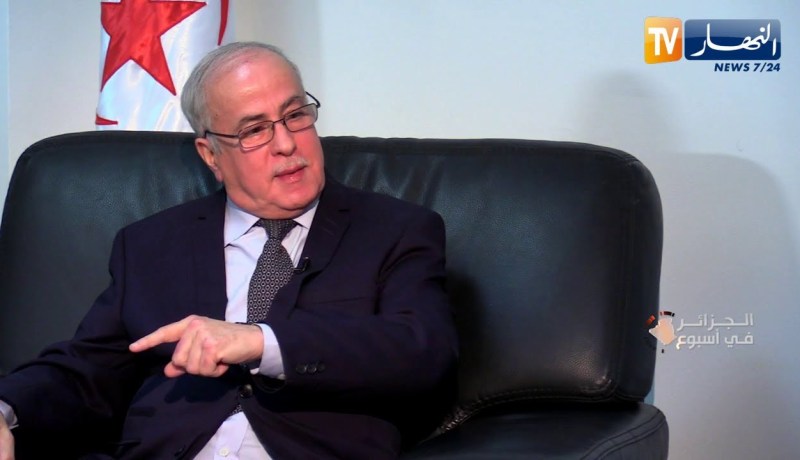 كريم يونس: بعض المواطنين طلب منهم رشاوي بـ 50 مليون للحصول على سكناتهم