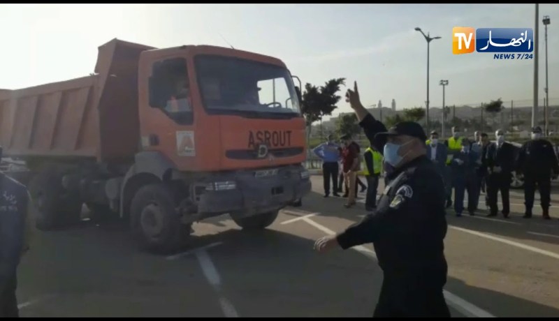 العاصمة: المقاطعة الادارية لحسين داي تنظم حملة تعقيم في 4 بلديات