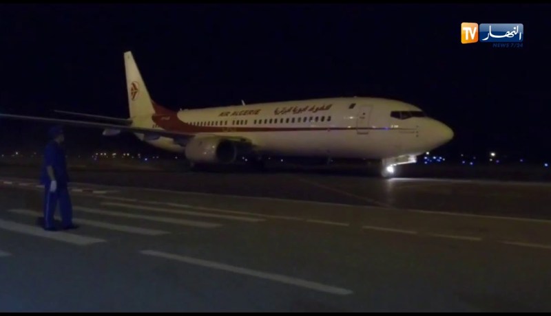 الوادي: وصول طائرة تحمل 160جزائري قادمة من السنغال وموريطانيا عبر مطار قمار