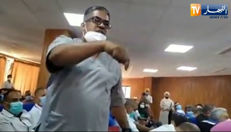 وزير الصحة يستمع لإنشغالات ممارسي قطاع الصحة بالوادي