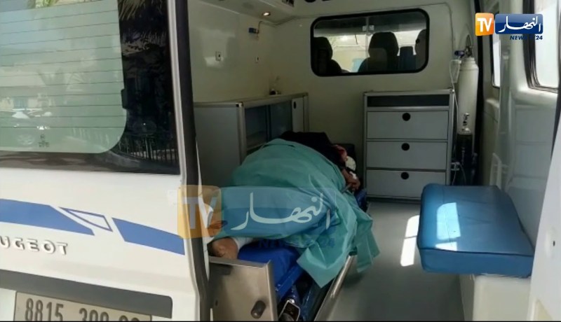 مصاب بالكوليرا ينقل إلى مستشفى الدويرة لإجراء عملية جراحية