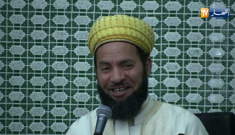 شؤون دينية: محمد عيسى يرضخ .. ويفتح جلسات الحوار مع ممثلي تنسيقية الأئمة