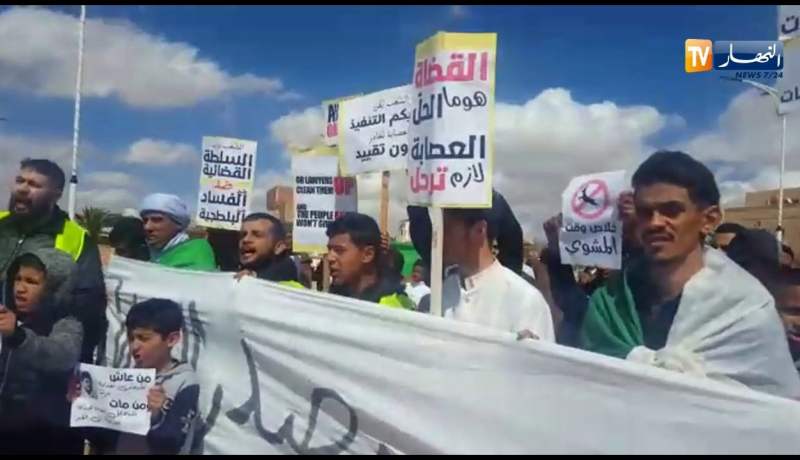 النعامة/ مسيرات في جمعتها السابعة تحت شعار..”وطني وطني..غالي الثمن”