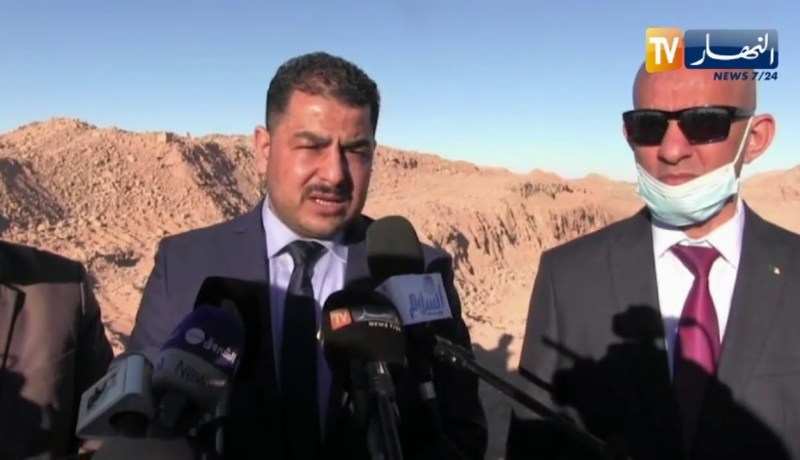 أدرار : إنطلاق قافلة تشجير بالمناطق الصحراوية في إطار برنامج غرس مليون شجرة