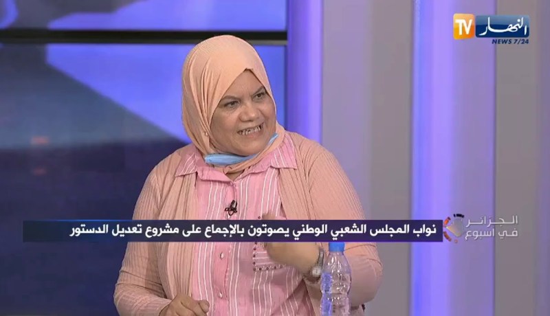 سعاد الأخضاري: رئيس الجمهورية إختار الحلّ الأنسب بتمرور مشروع الدستور على البرلمان ثمّ على الشعب