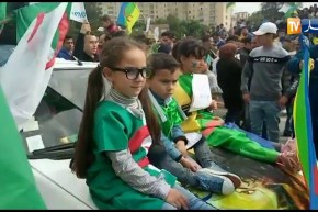 تيزي وزو/ مسيرات سلمية للجمعة السابعة من الحراك بشعار..”أولاش السمح..أولاش”