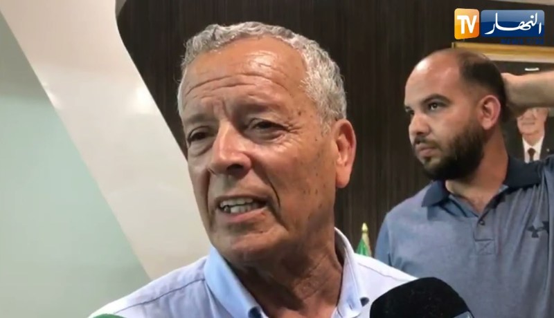 لخضر بلومي: لدينا لاعبين محليين شباب ولديهم مستقبل زاهر بإذن الله وإبني واحد منهم