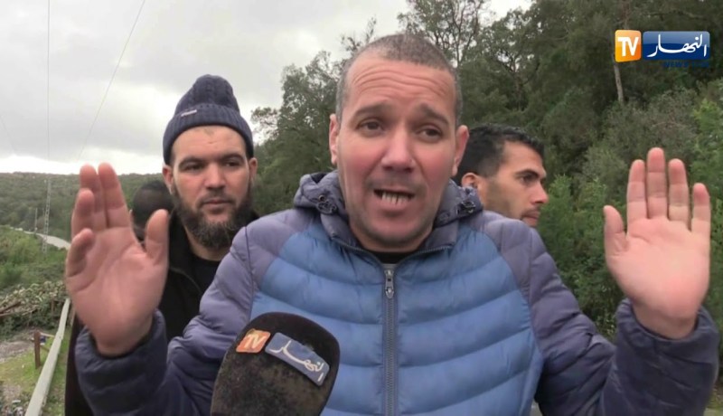 الطارف: مسافرون يحتجون عقب تطبيق الزيادة على إتاوة الدخول لتونس