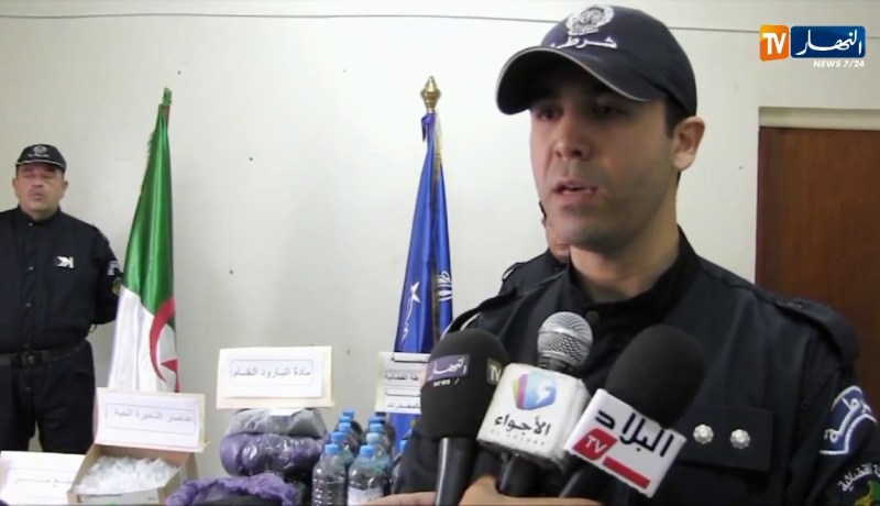 تبسة/ إكتشاف ورشة لصناعة الذخيرة الحية والخراطيش داخل محل للحلاقة