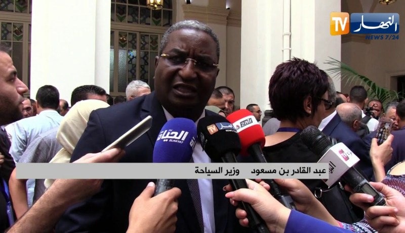 وزير السياحة: الجزائر بلد كبير نملك كل الإمكانيات لإستقطاب السواح من شتى البلدان