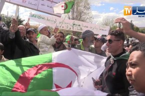 معسكر: آلاف المواطنون يخرجون في مسيرات سلمية بشعار ” بالسلمية نحّو العصابة”