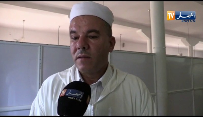 أئمة “وادي أرهيو” يدعون خلال خطبة الجمعة على ضرورة التعقل والحكمة في التعامل مع الأحداث الأخيرة