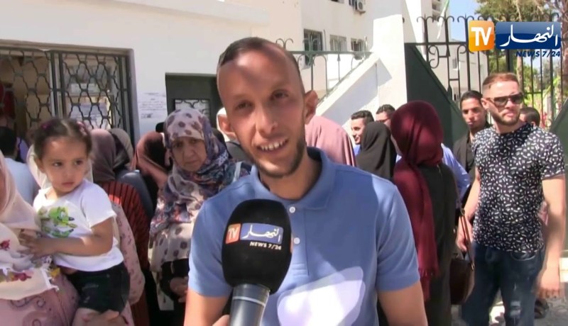 سيدي بلعباس: الأساتذة الإحتياطيون يحتجون للمطالبة بإدماجهم في العمل