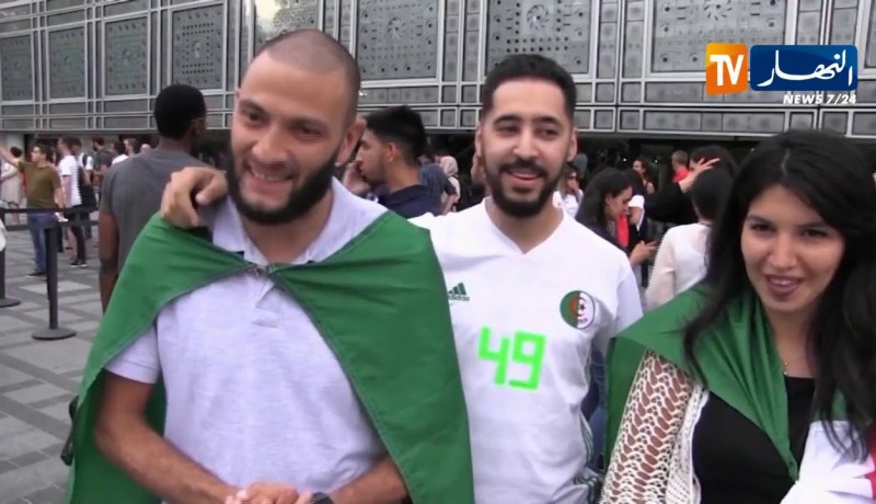 الجالية الجزائرية بفرنسا تعيش فرحة فوز الخضر على كوت ديفوار