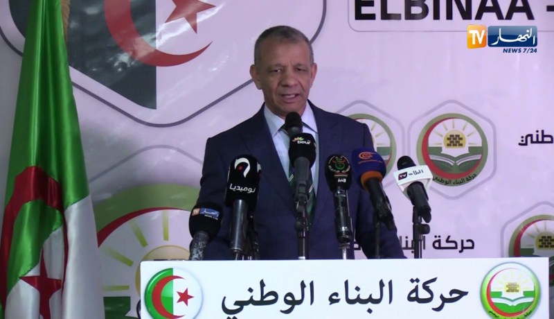 بن قرينة: “نحن جزء من الحراك..وعلى إستعداد بنقل مطالبه دون تمثيله”