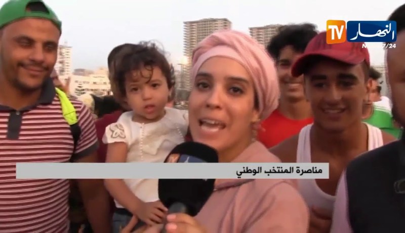 مدينة وهران تعيش ليلة بيضاء إحتفالا بتأهل المنتخب الوطني