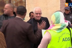 أم البواقي: عائلات معوزة تلتزم بيوتها بمناطق الظل إثر تداعيات فيروس كورونا